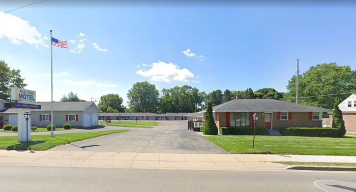 Vista-Villa Motel (Vista Villa Motel) - From Website (newer photo)